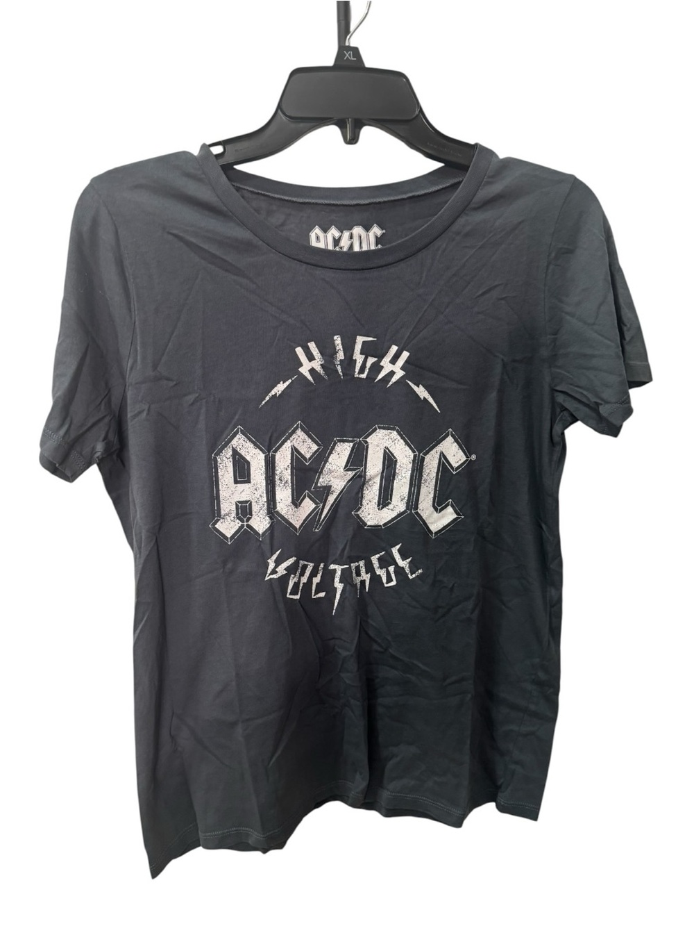 AC/DC "High Voltage" graphic t-shirt size M